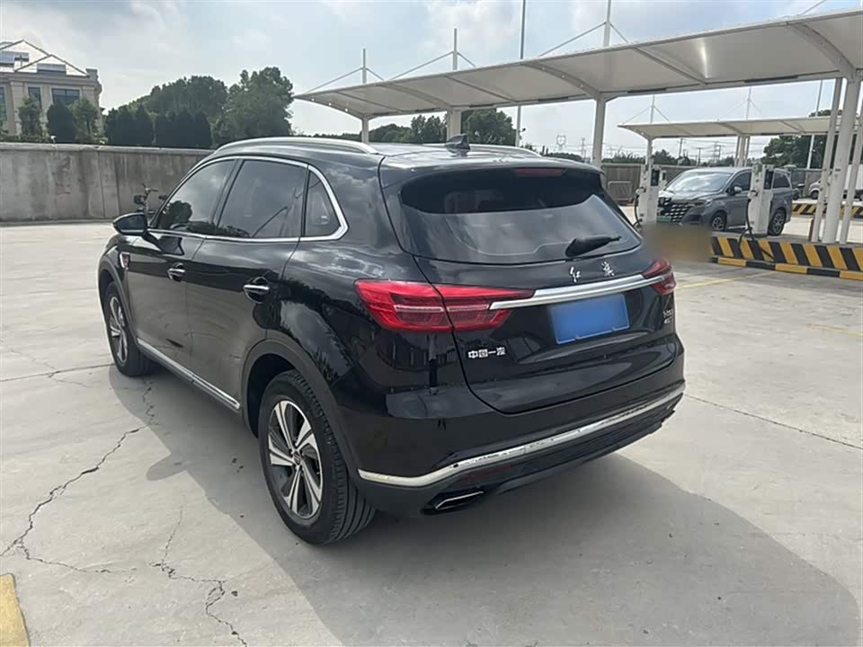 Hongqi HS5