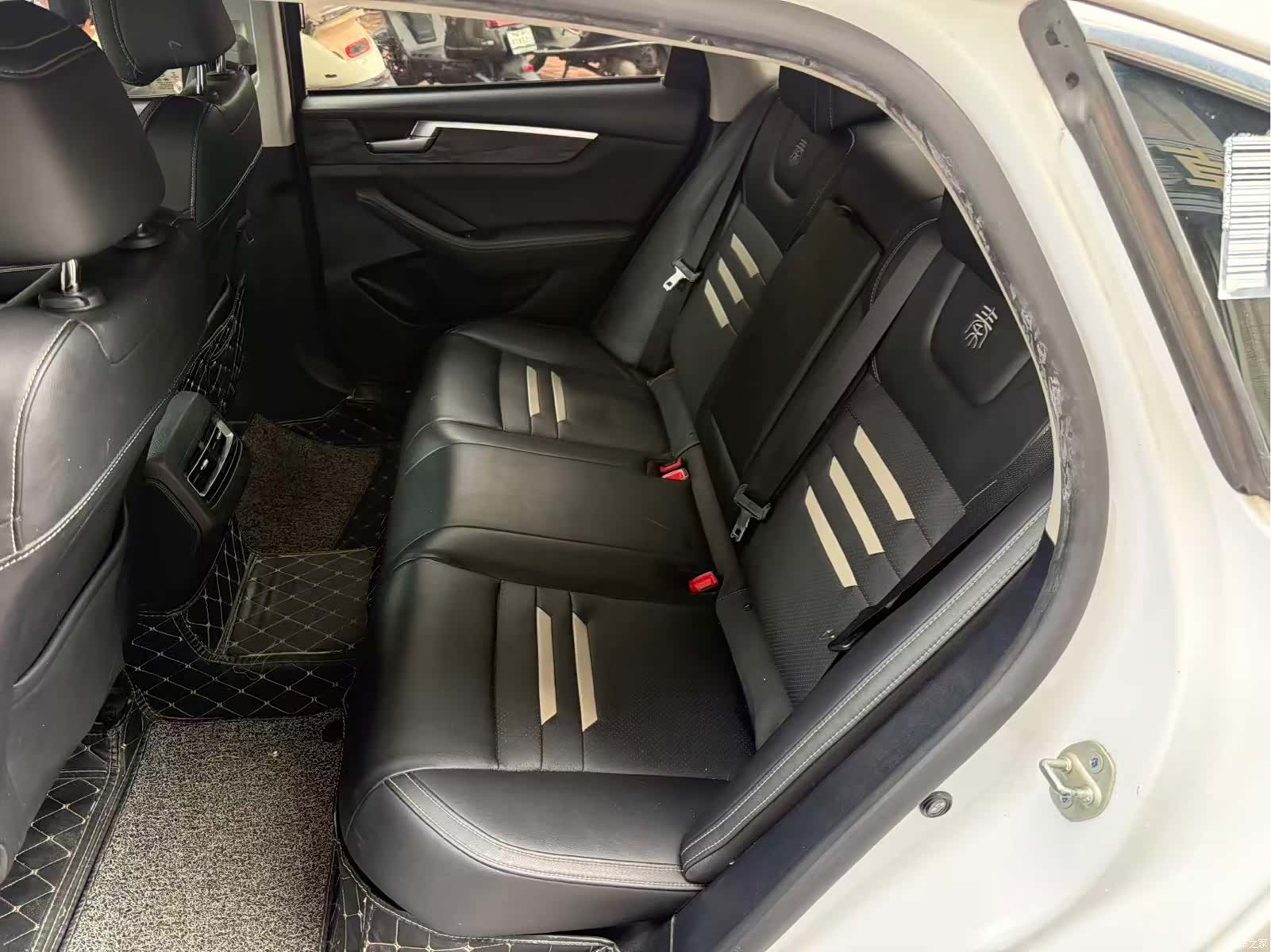 BYD Qin, 2019 все фото