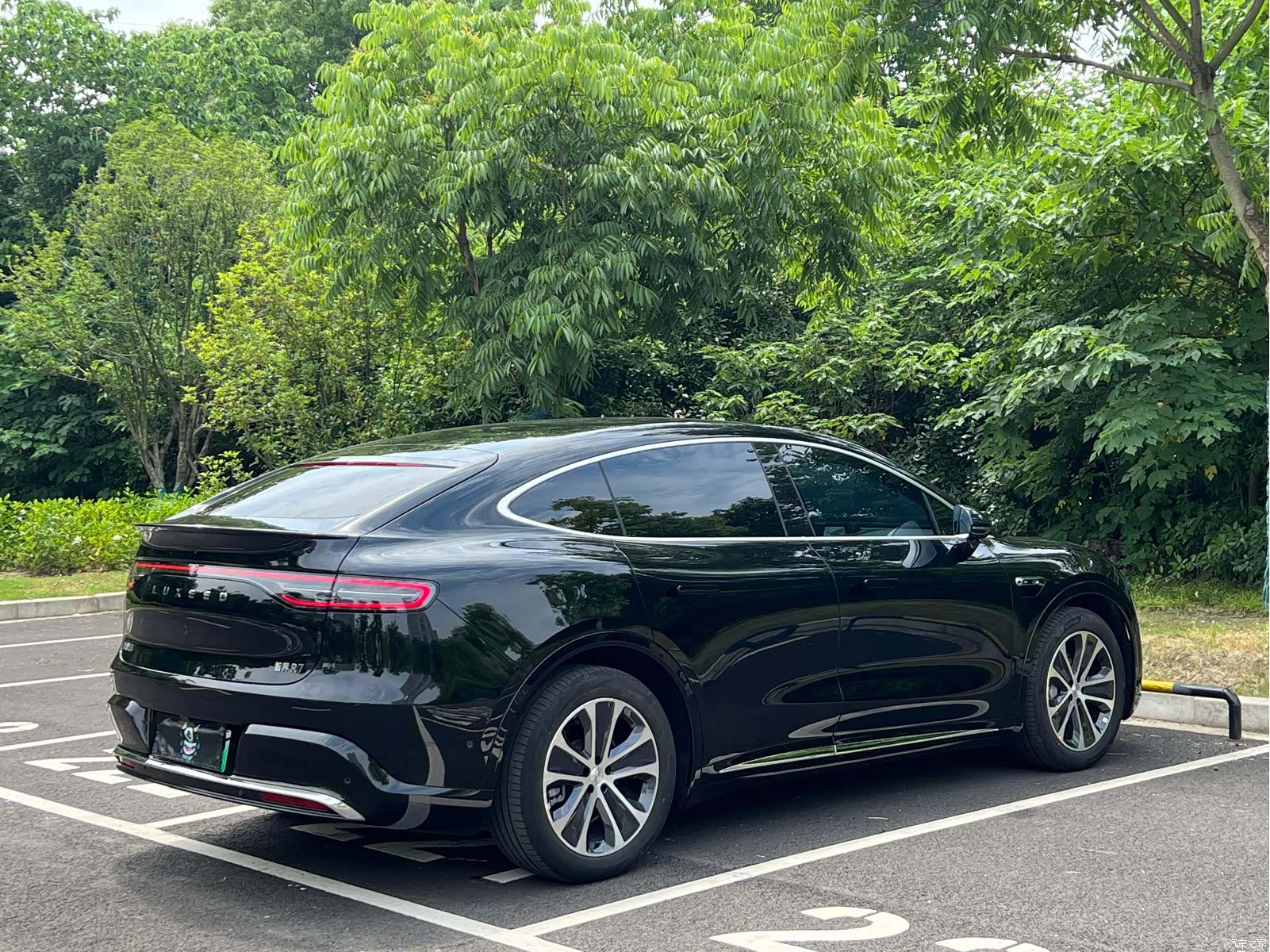 Luxeed R7, 2026 13