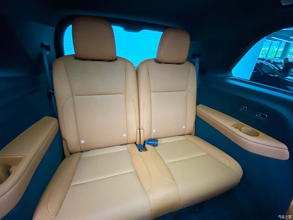 Li Auto L9, 2023 11