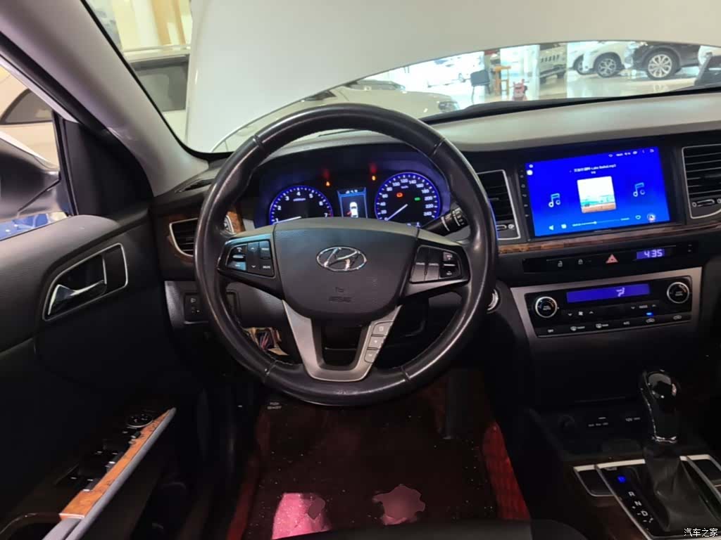 Hyundai DLX, 2016 11