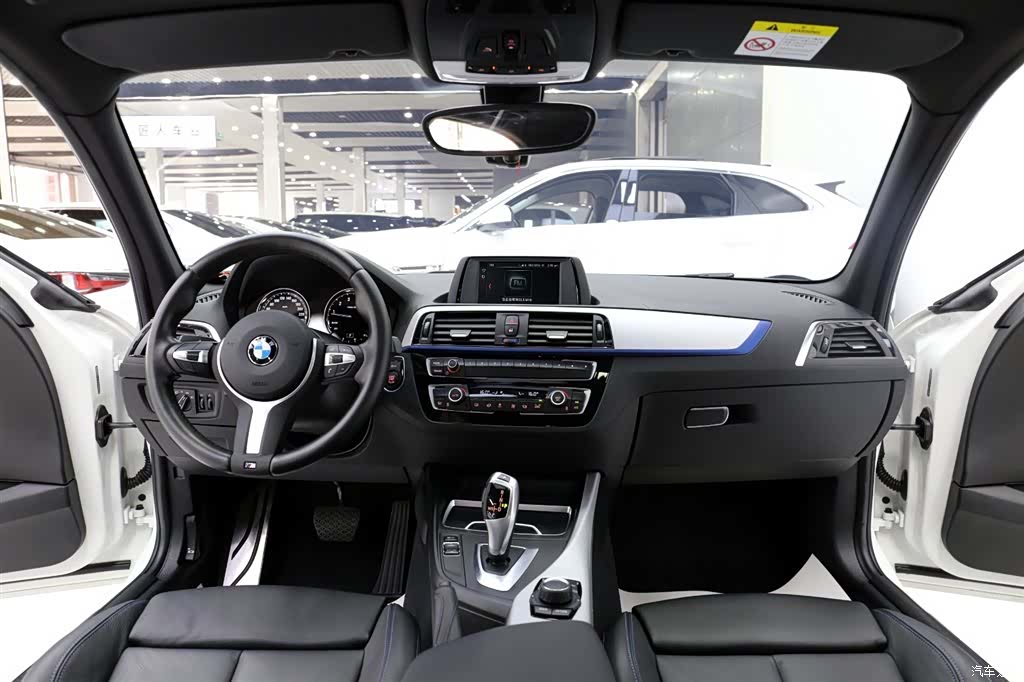 BMW 1 Series, 2019 9