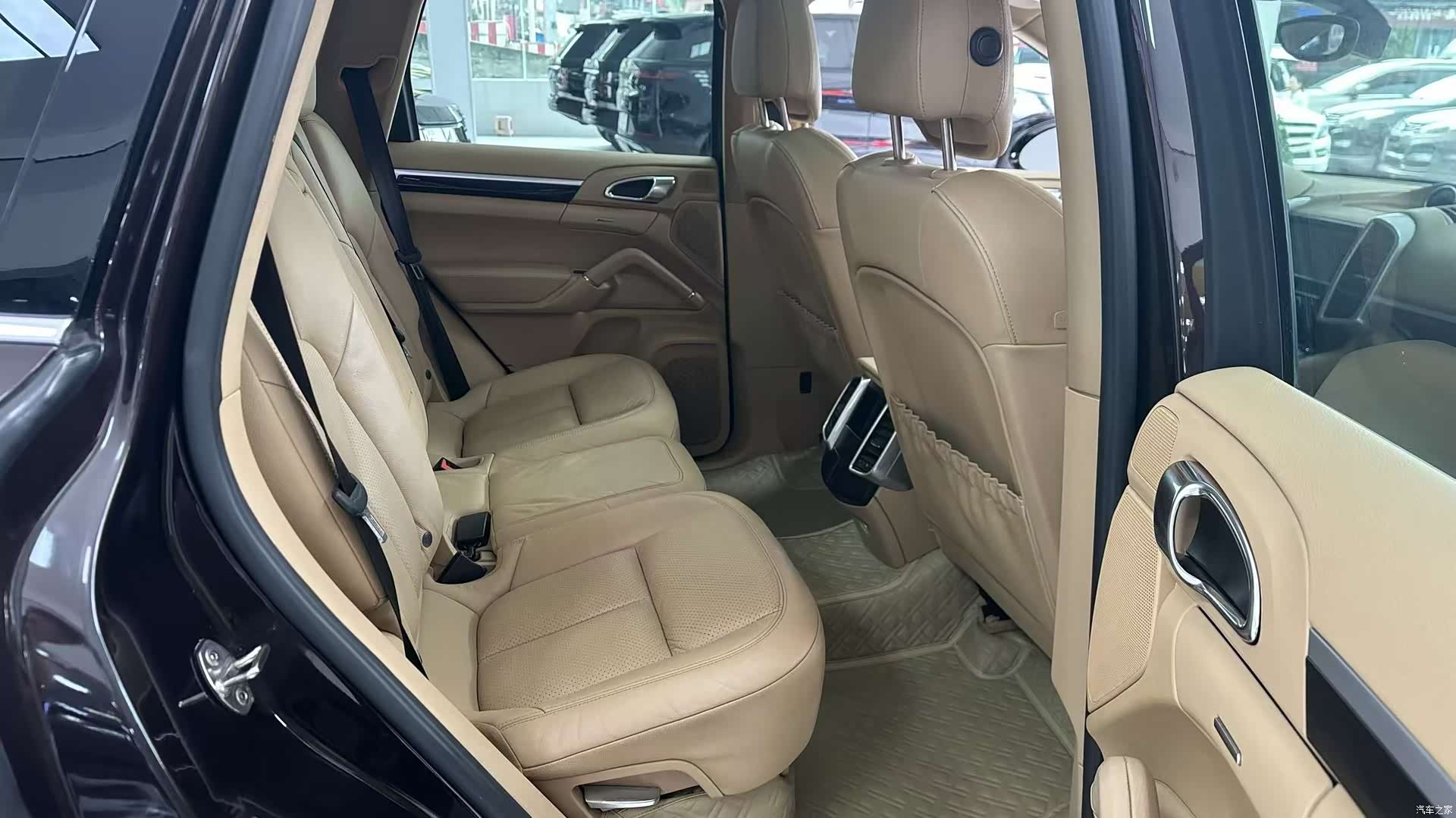 Porsche Cayenne, 2015 28