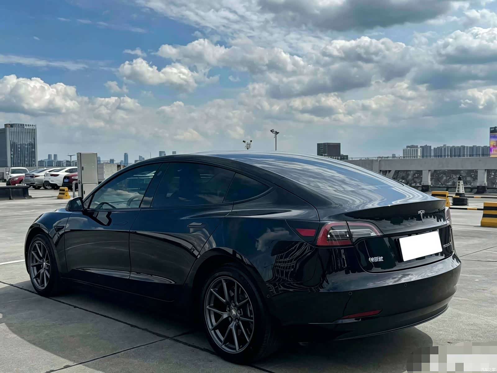 Tesla Model 3, 2022 4