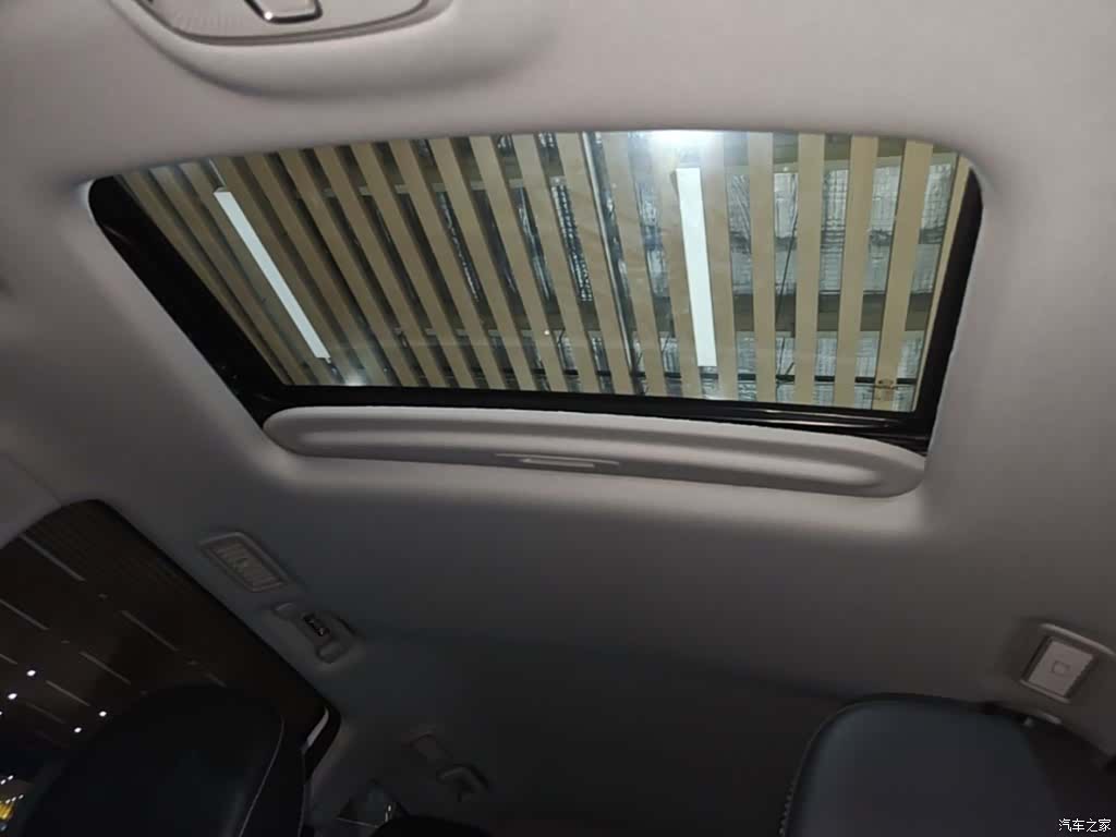 Trumpchi M6, 2025 18