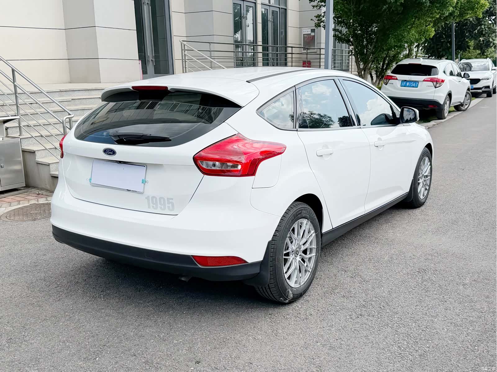 Ford Focus, 2018 12