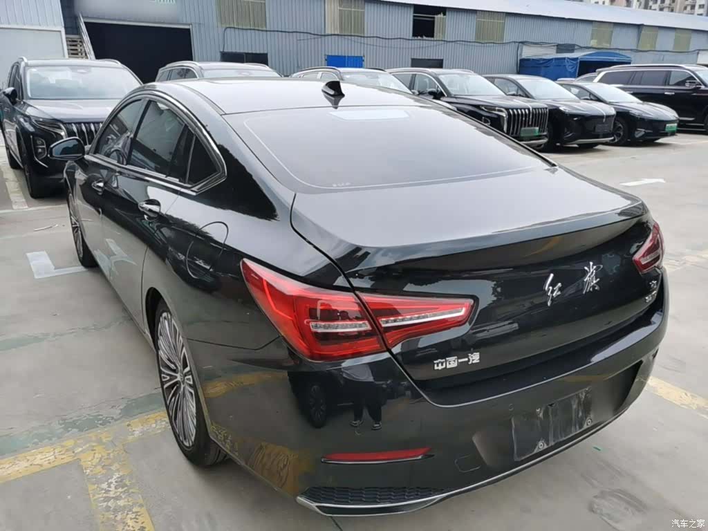 Hongqi H5, 2022 все фото