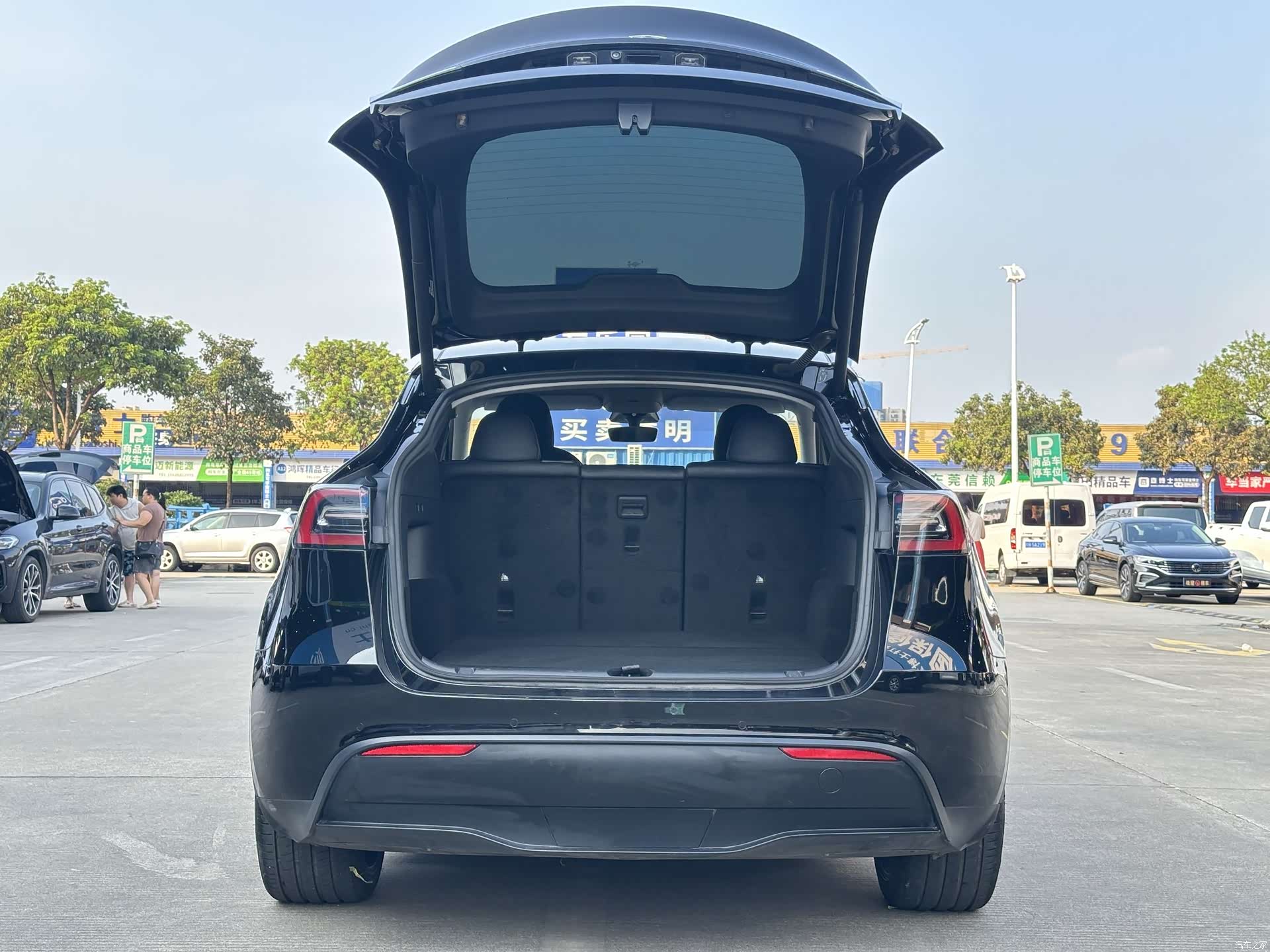 Tesla Model Y, 2022 7