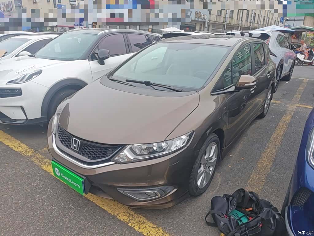 Honda Jade, 2015 1