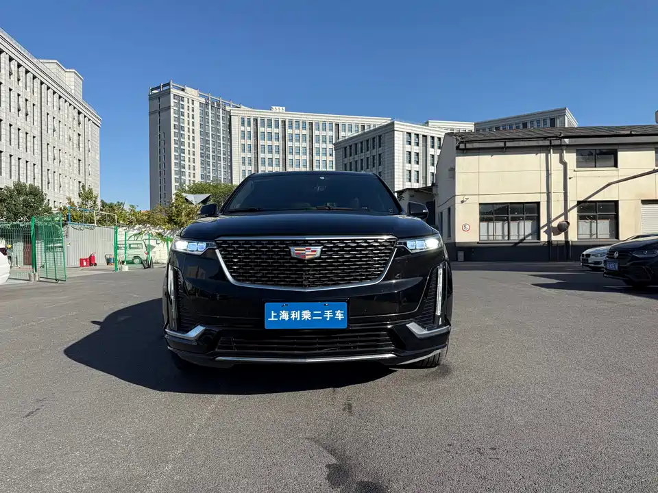 Cadillac XT6