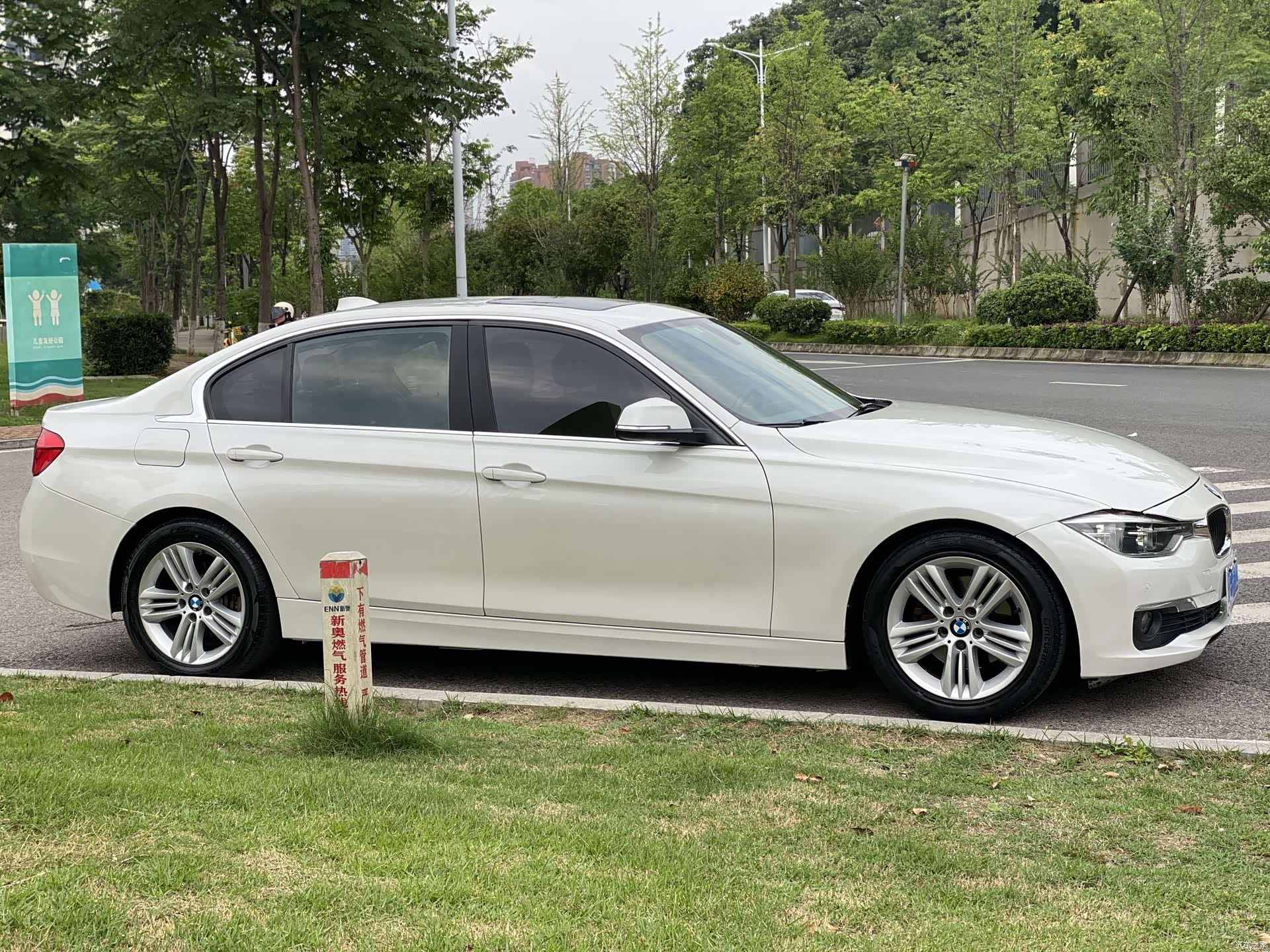 BMW 3 Series, 2017 9