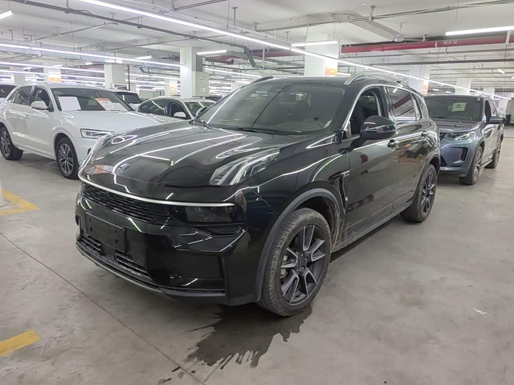 Lynk & Co 01