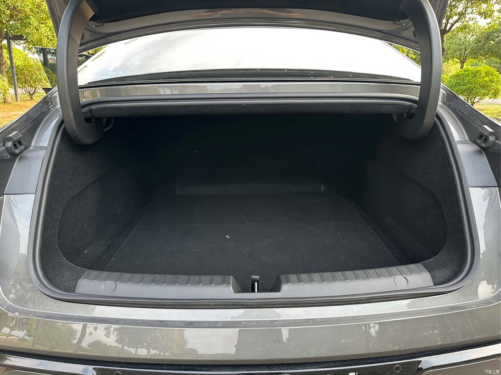 Geely E8, 2026 20