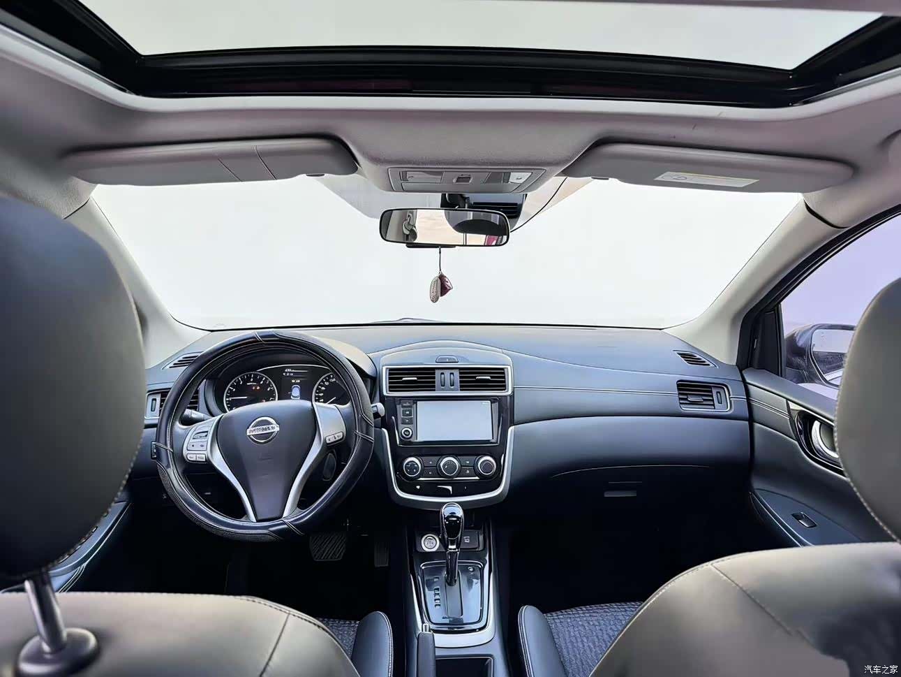 Nissan Tiida, 2017 6