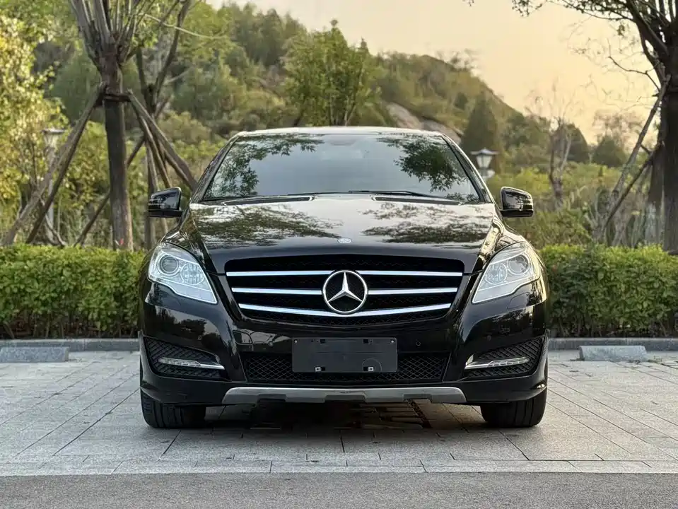 Mercedes-Benz R-class