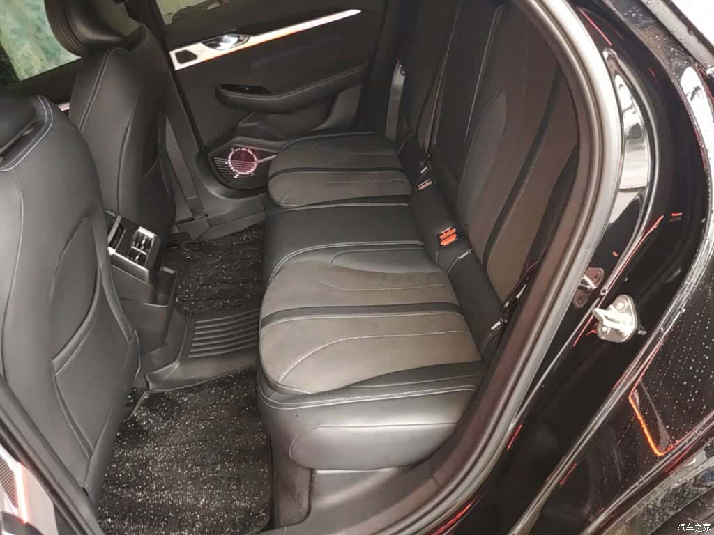 Geely Preface, 2025 17
