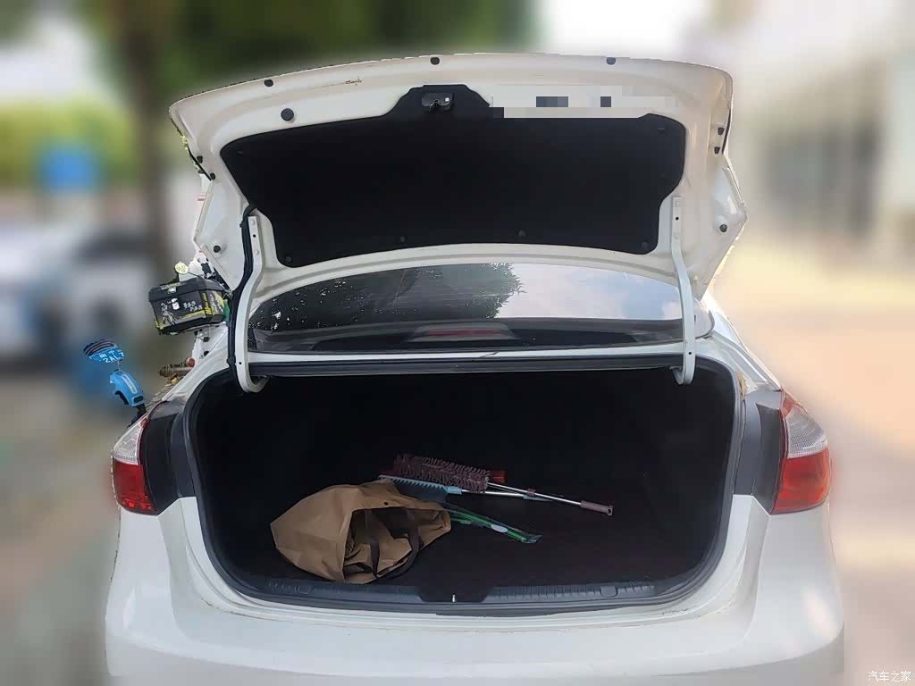 Kia K3, 2016 10