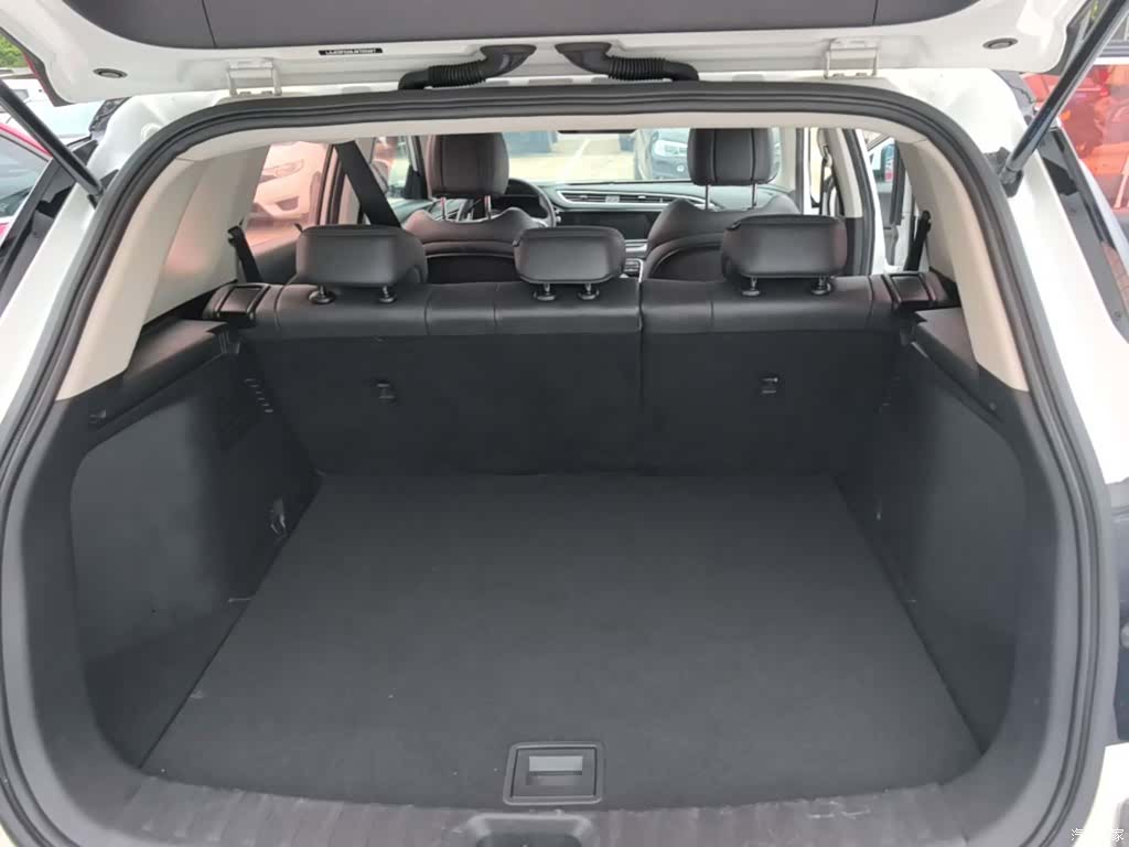 DongFeng AX7, 2019 19