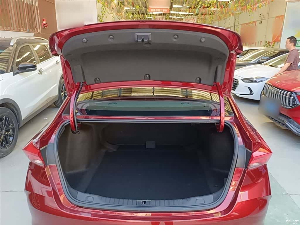 Buick Verano, 2022 19