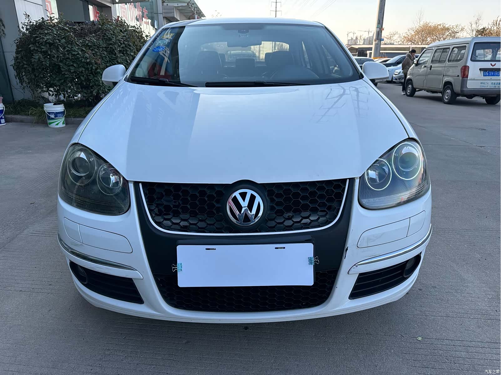 Volkswagen Sagitar, 2011 2