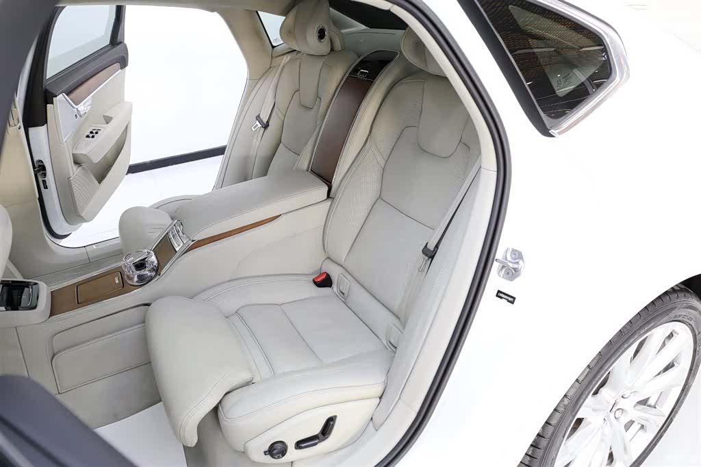 Volvo S90, 2020 8