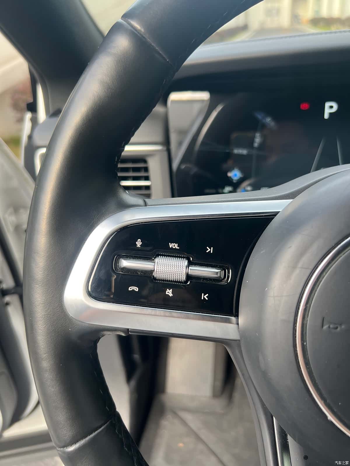 Li Auto ONE, 2022 13