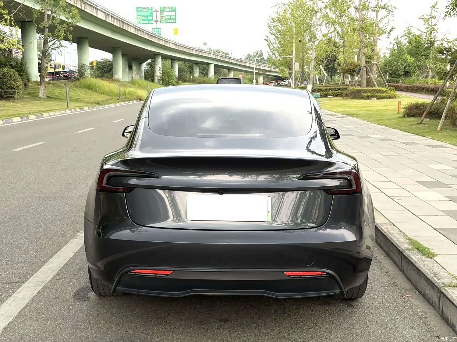 Tesla Model 3, 2024 8