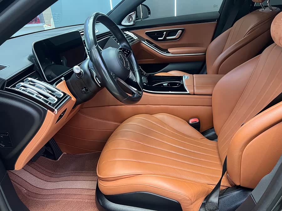 Mercedes-Benz S-Class 2024, фото 4
