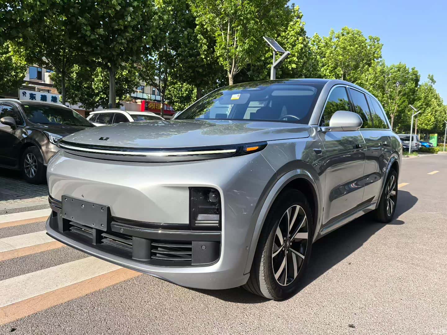 Li Auto L8, 2023 1