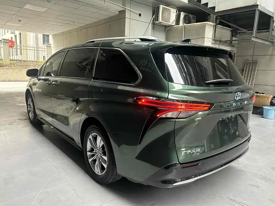 Toyota SIENNA