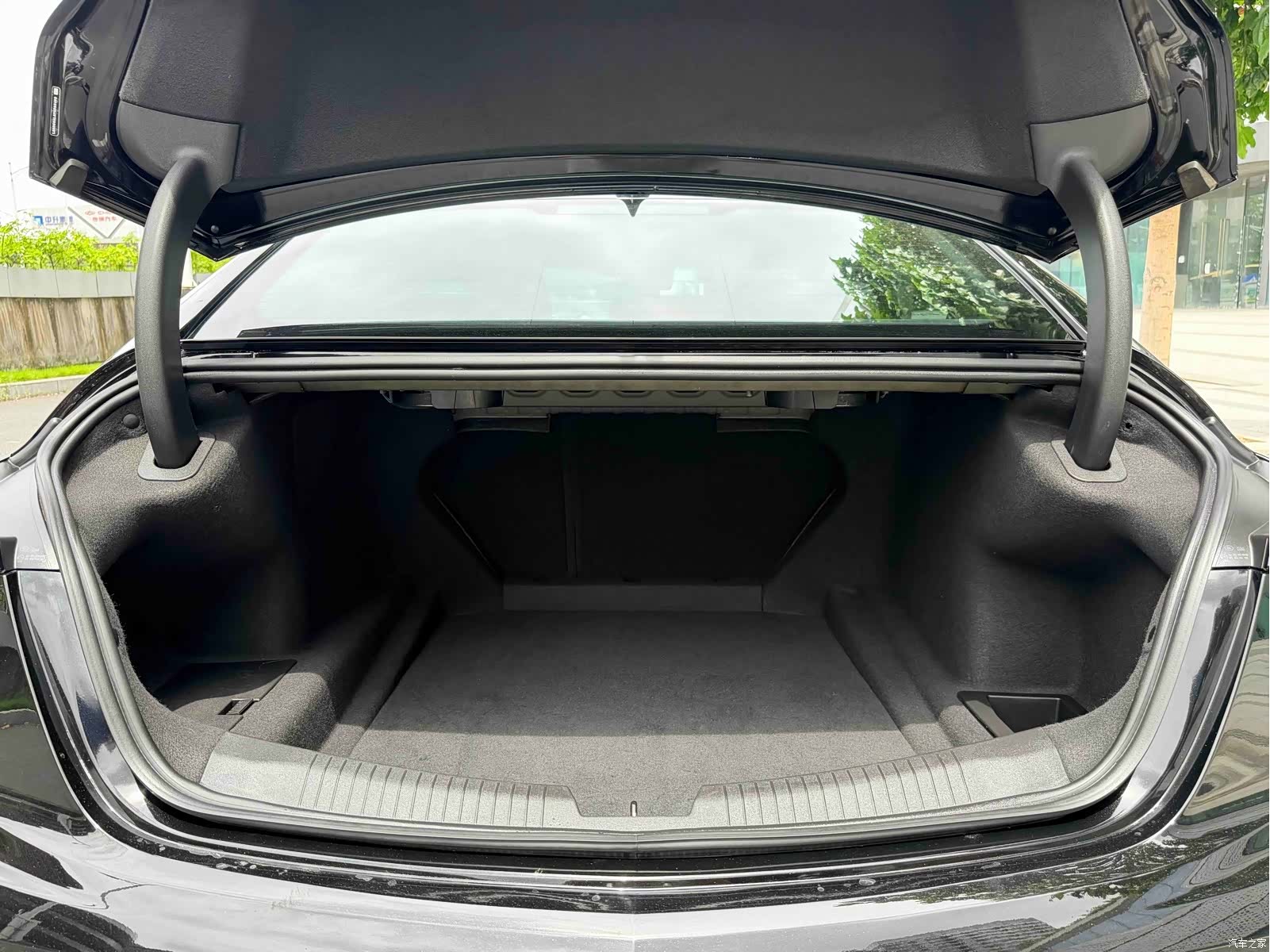 Cadillac CT5, 2023 38