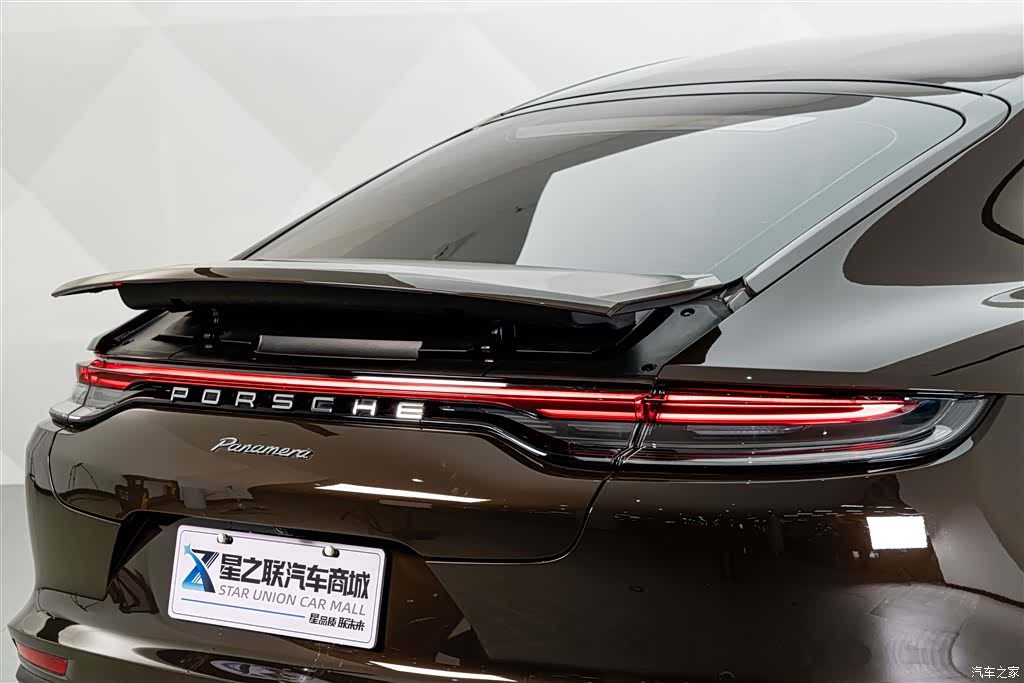 Porsche Panamera, 2022 8