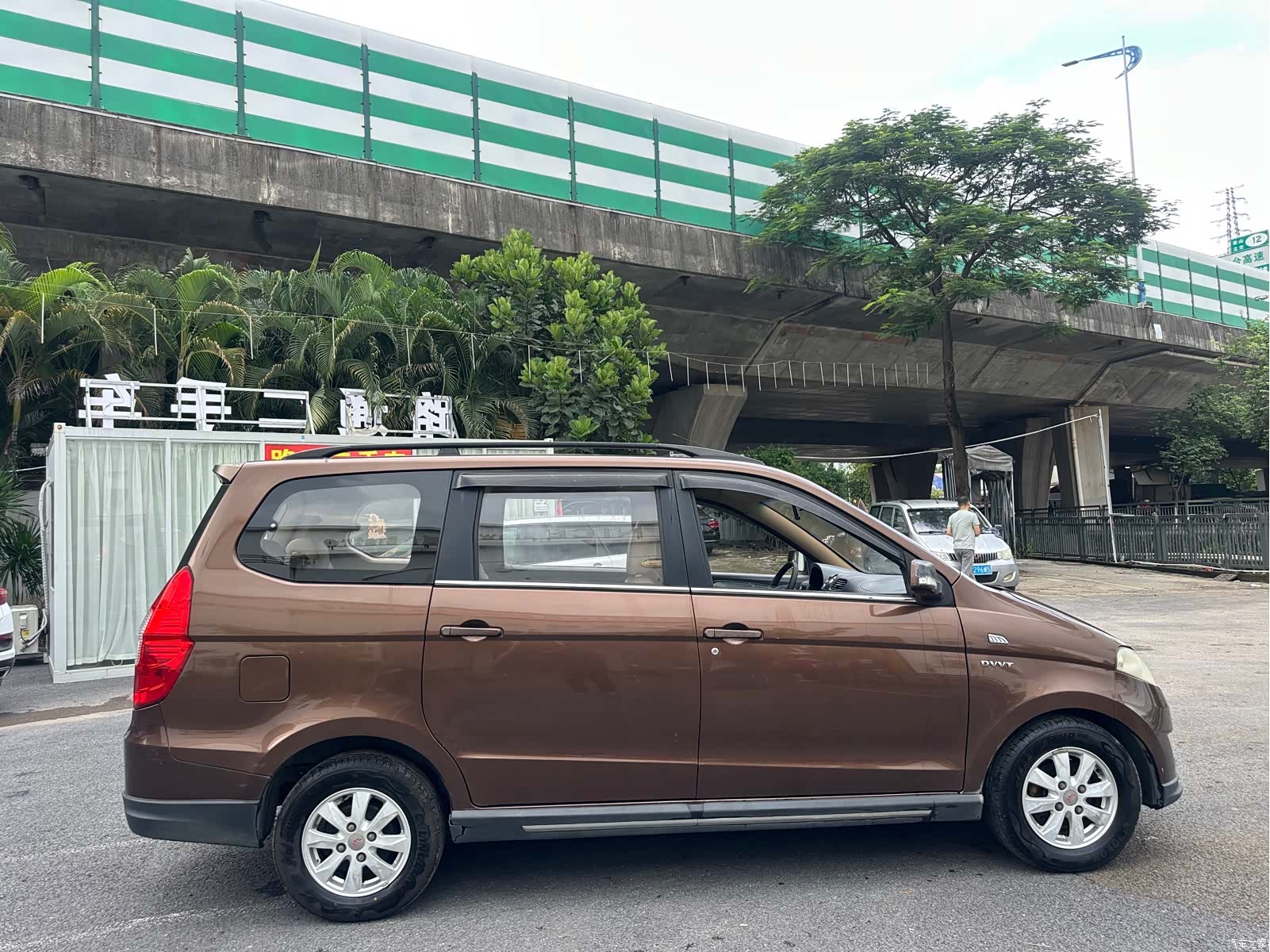 Wuling Hongguang, 2014 4