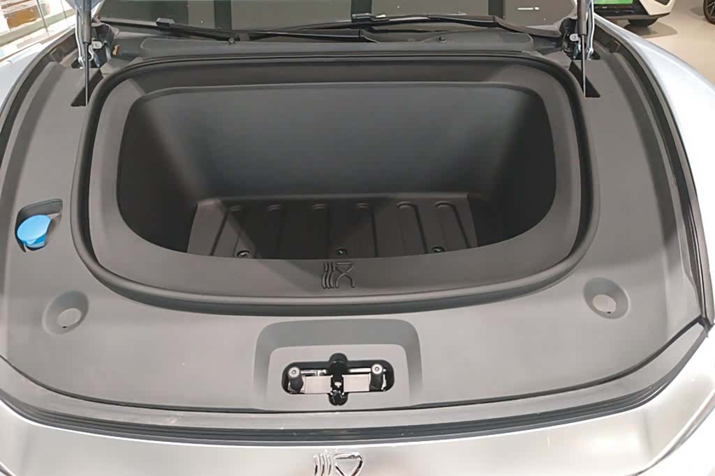 BYD Han, 2025 10
