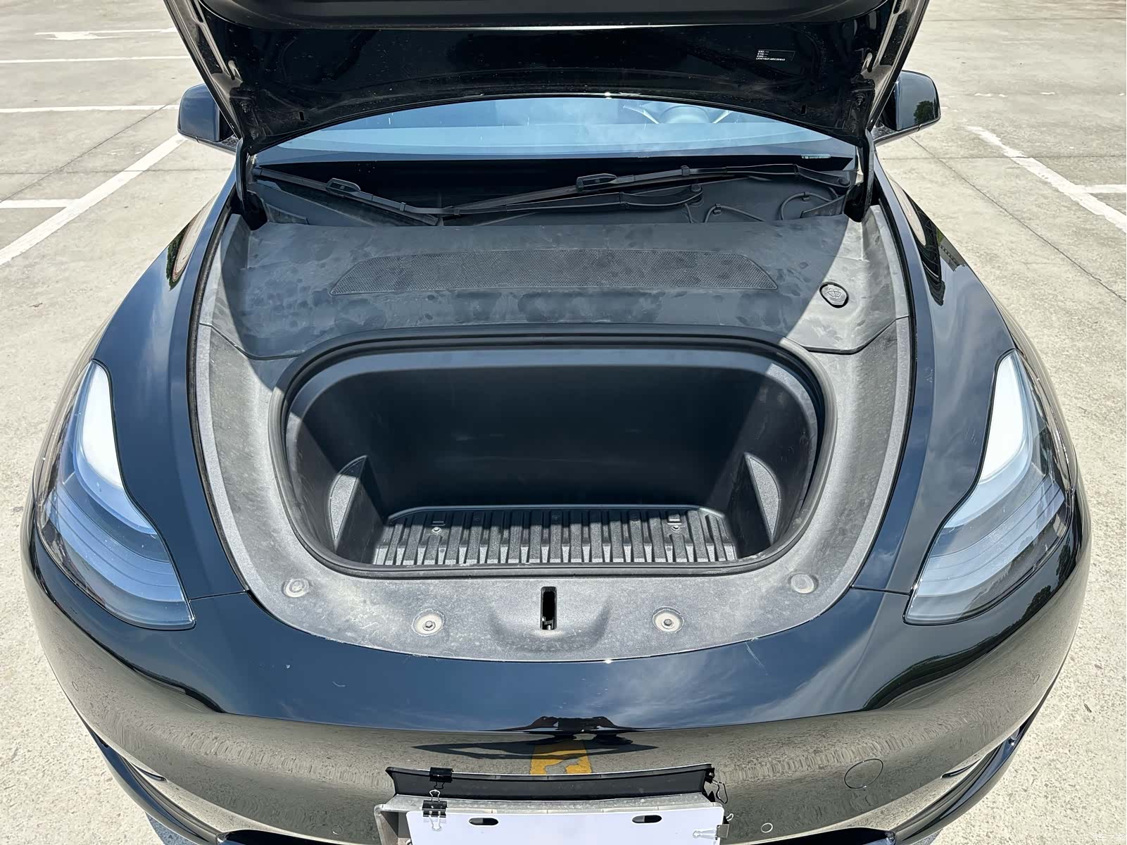 Tesla Model Y, 2024 22
