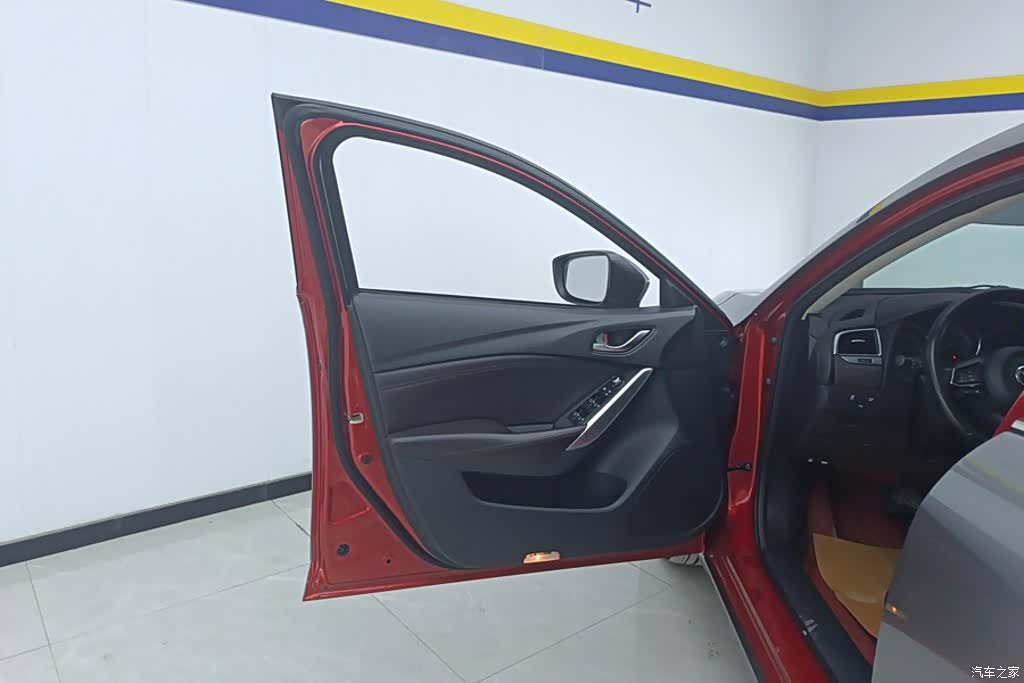 Mazda Atenza, 2018 7