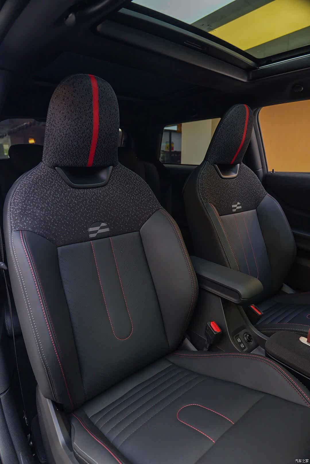 Mini Cooper, 2025 15