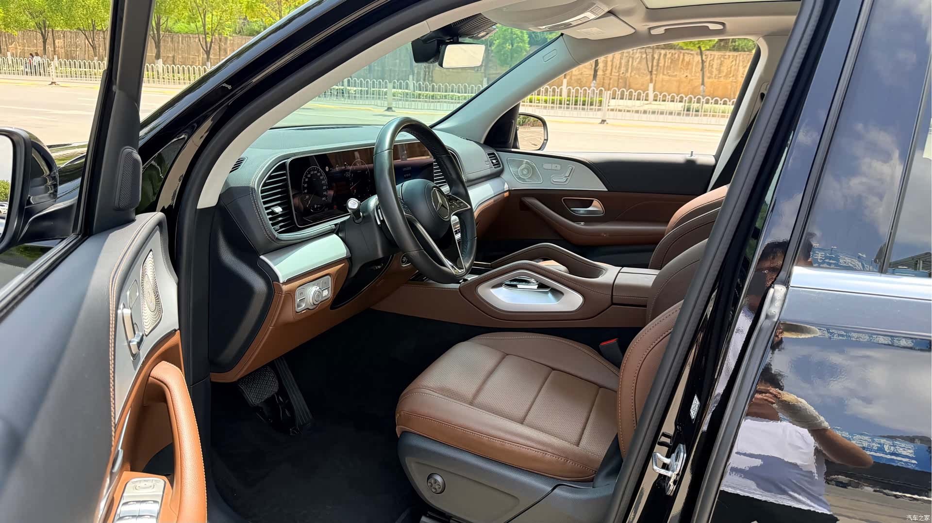 Mercedes-Benz GLE, 2023 3