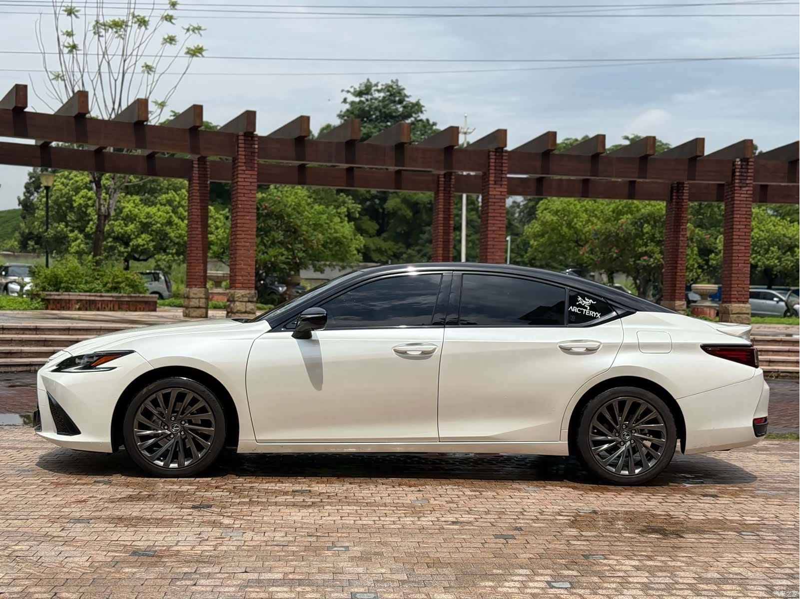 Lexus ES, 2024 7
