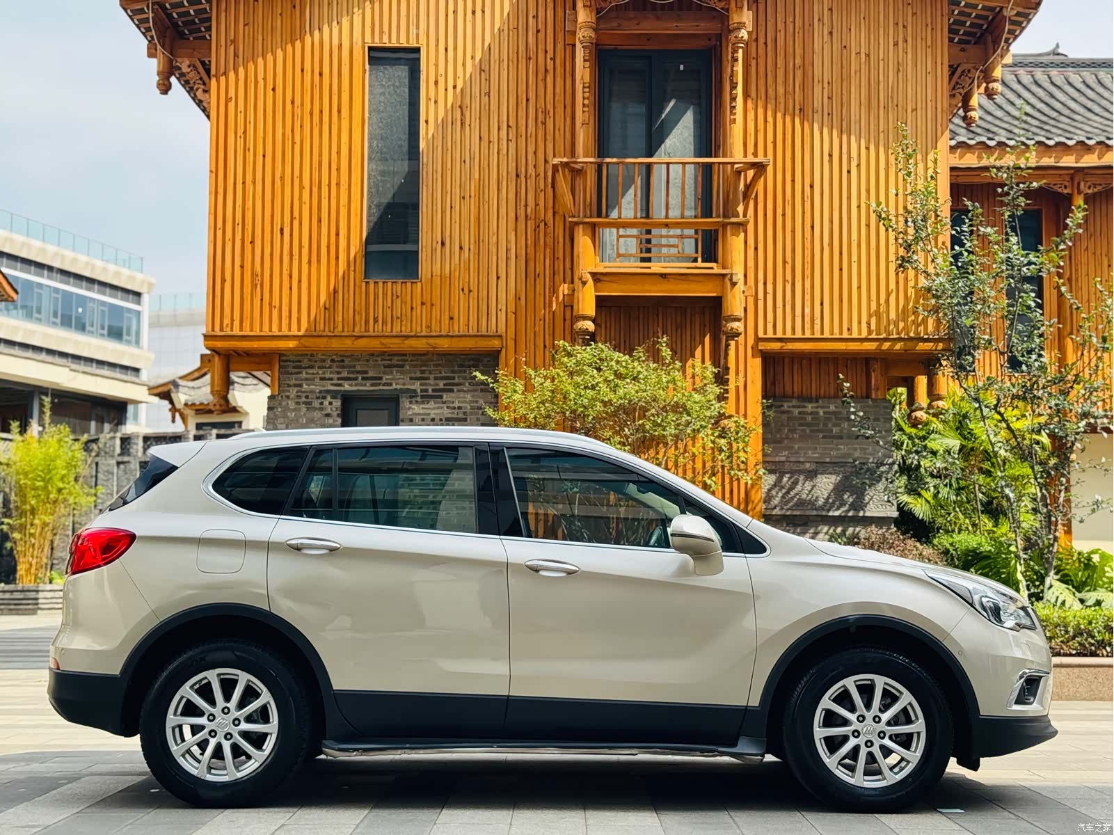 Buick Envision Plus, 2015 все фото
