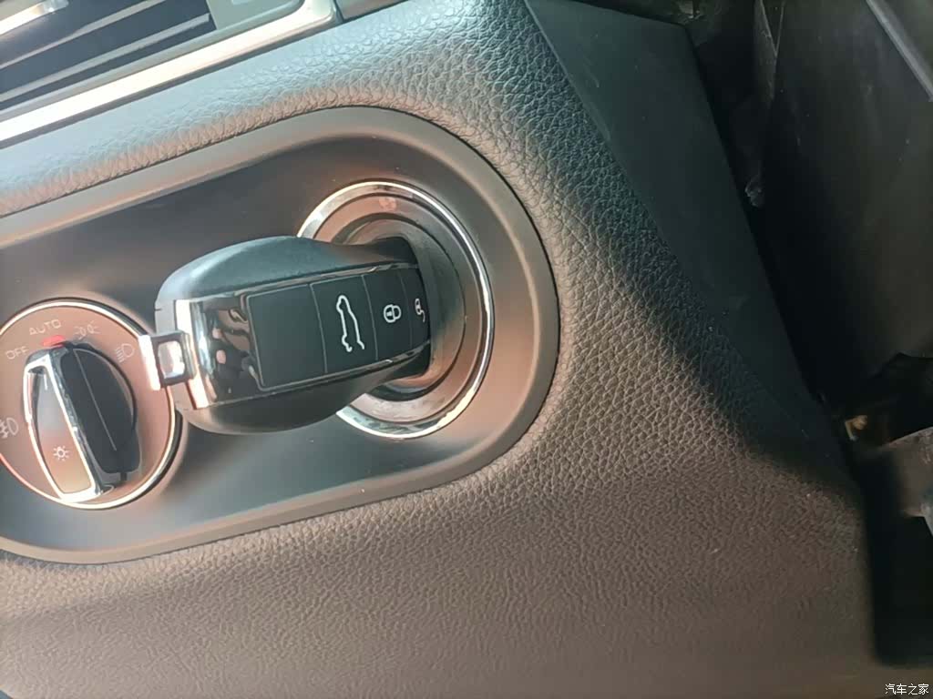 Porsche Macan, 2015 9