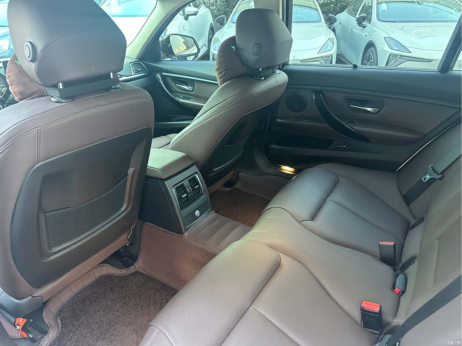BMW 3 Series, 2019 все фото