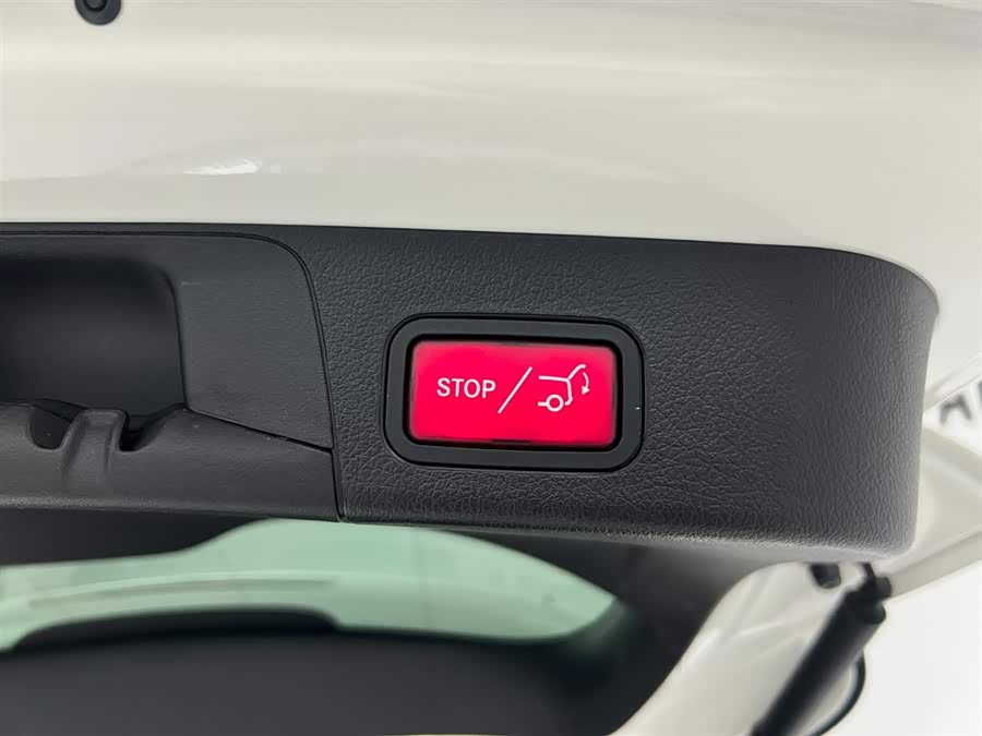 Mercedes-Benz GLB 2020, фото 23
