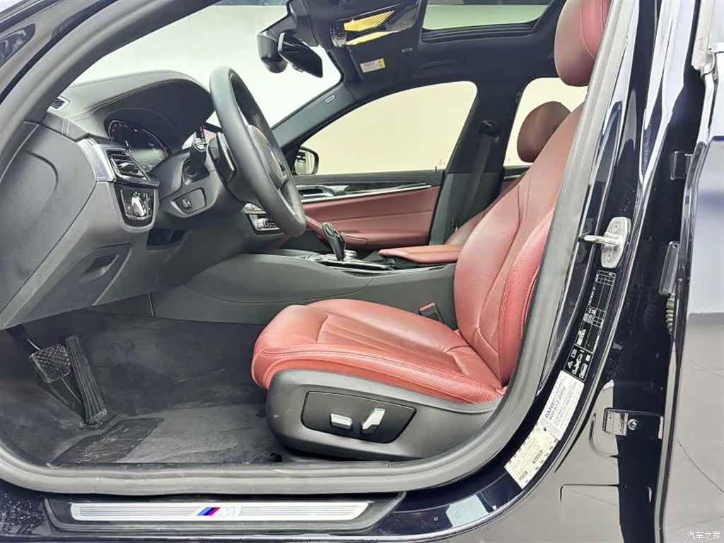 BMW 5 Series, 2020 6