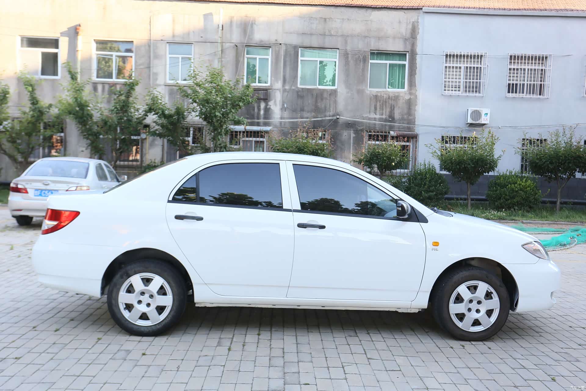 BYD F3, 2017 7