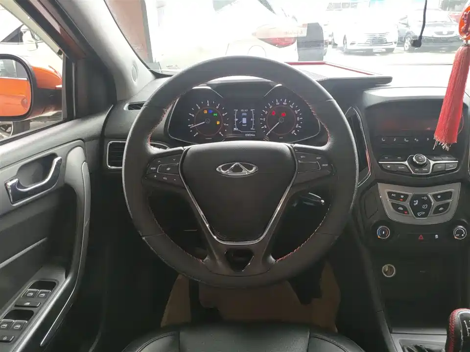 Chery Arrizo 5