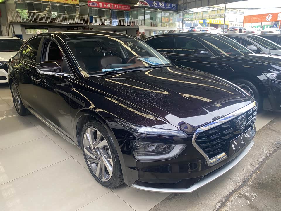 Hyundai Name picture