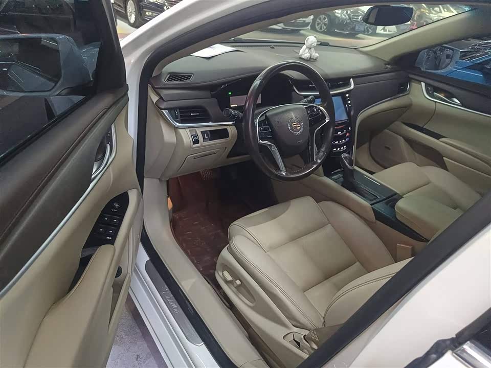 Cadillac XTS