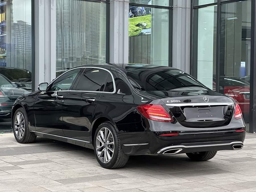 Mercedes-Benz E-Class 2018, фото 10