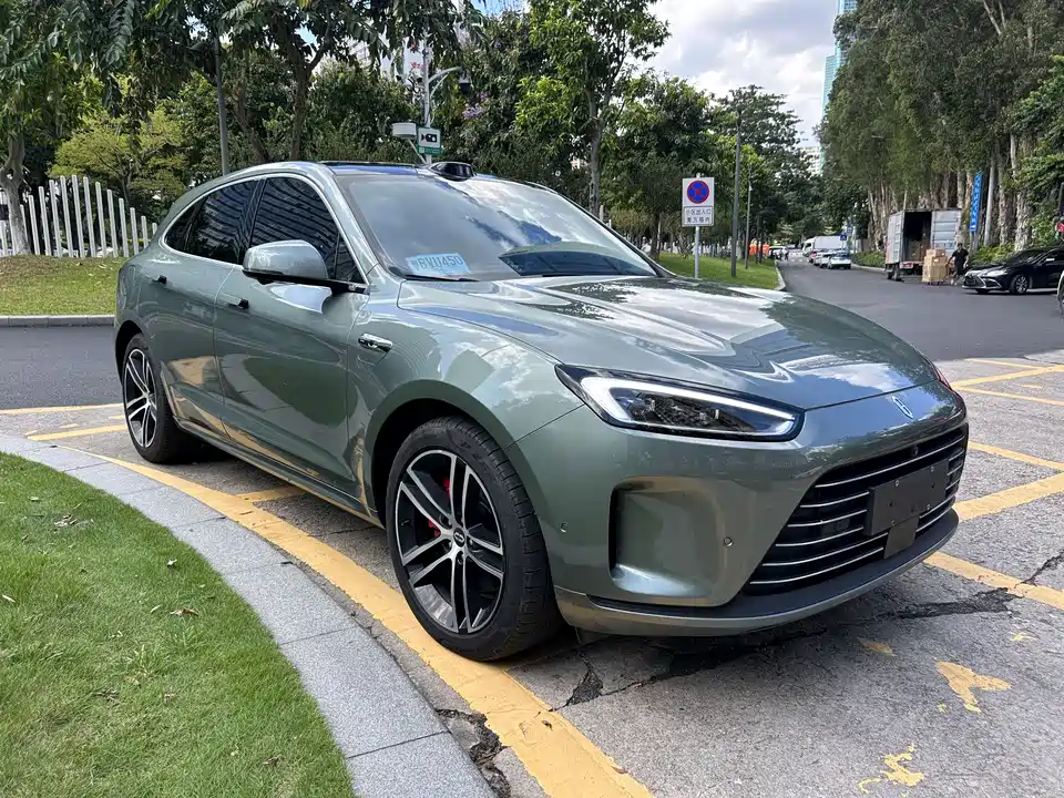 AITO Ask the world M5